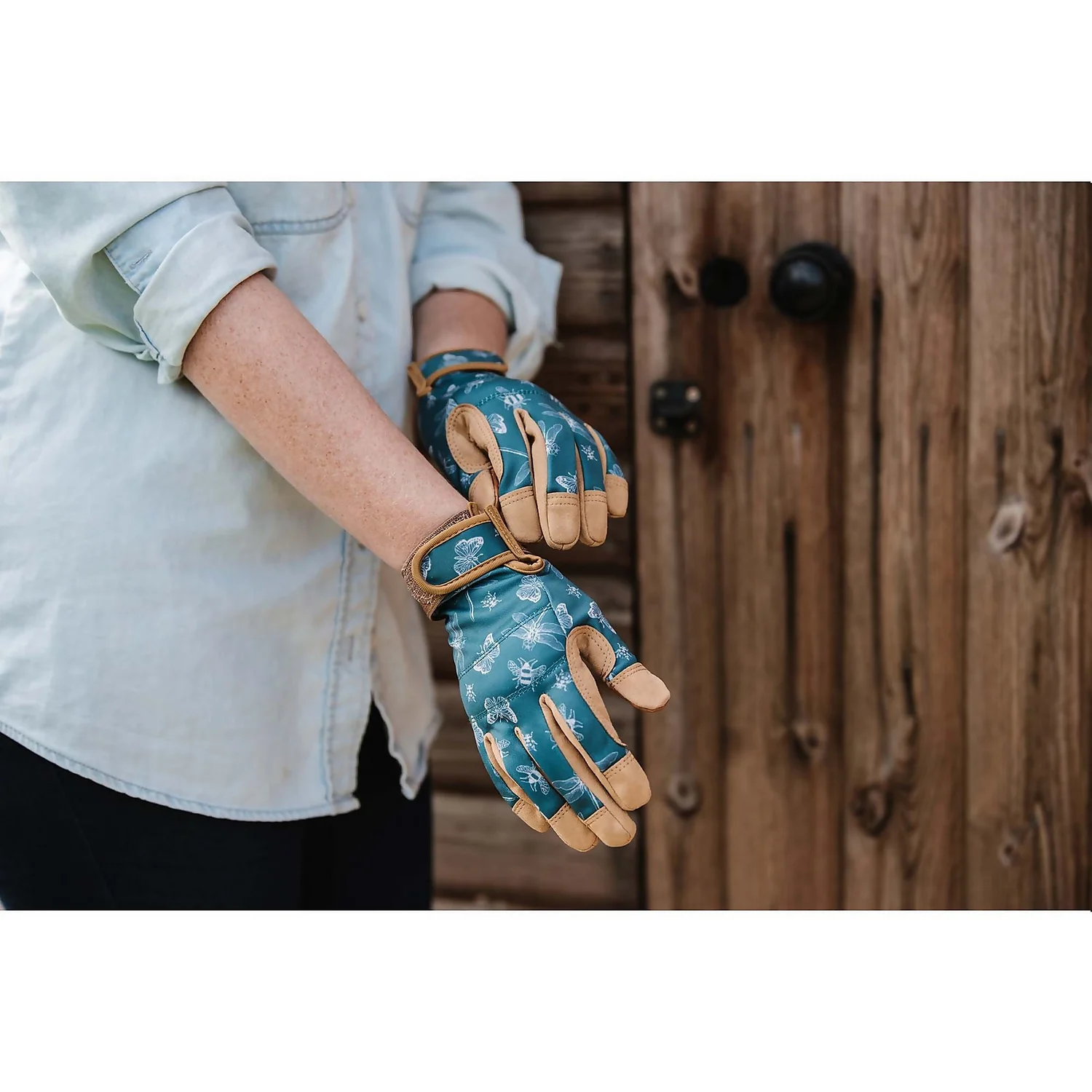 Premium Comfort Gloves Insects Green - Medium 2 Premium Comfort Gloves Insects Green - Medium - Image 2