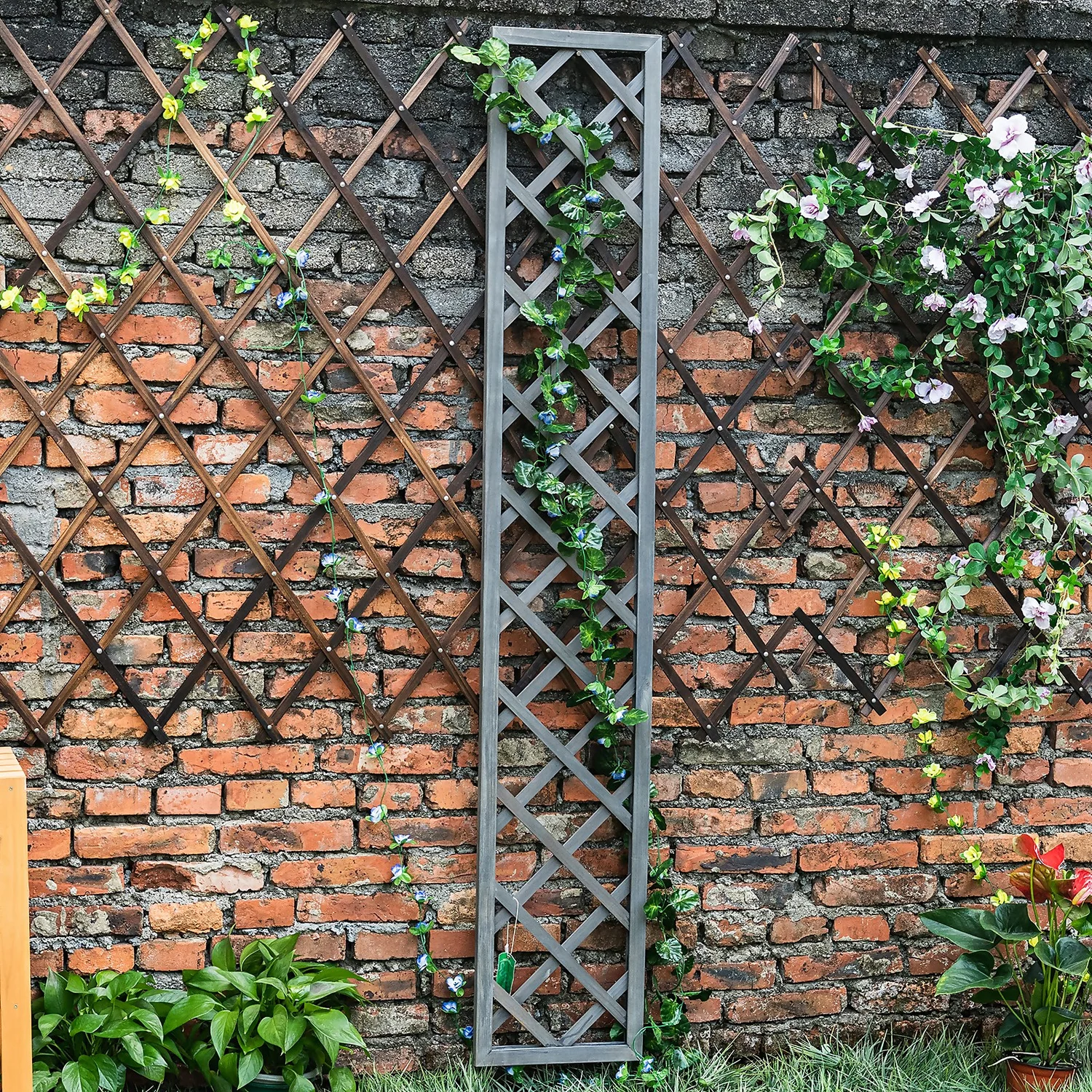1.8m X 30cm Wooden Trellis Panel - Grey 2 1.8m X 30cm Wooden Trellis Panel - Grey - Image 2