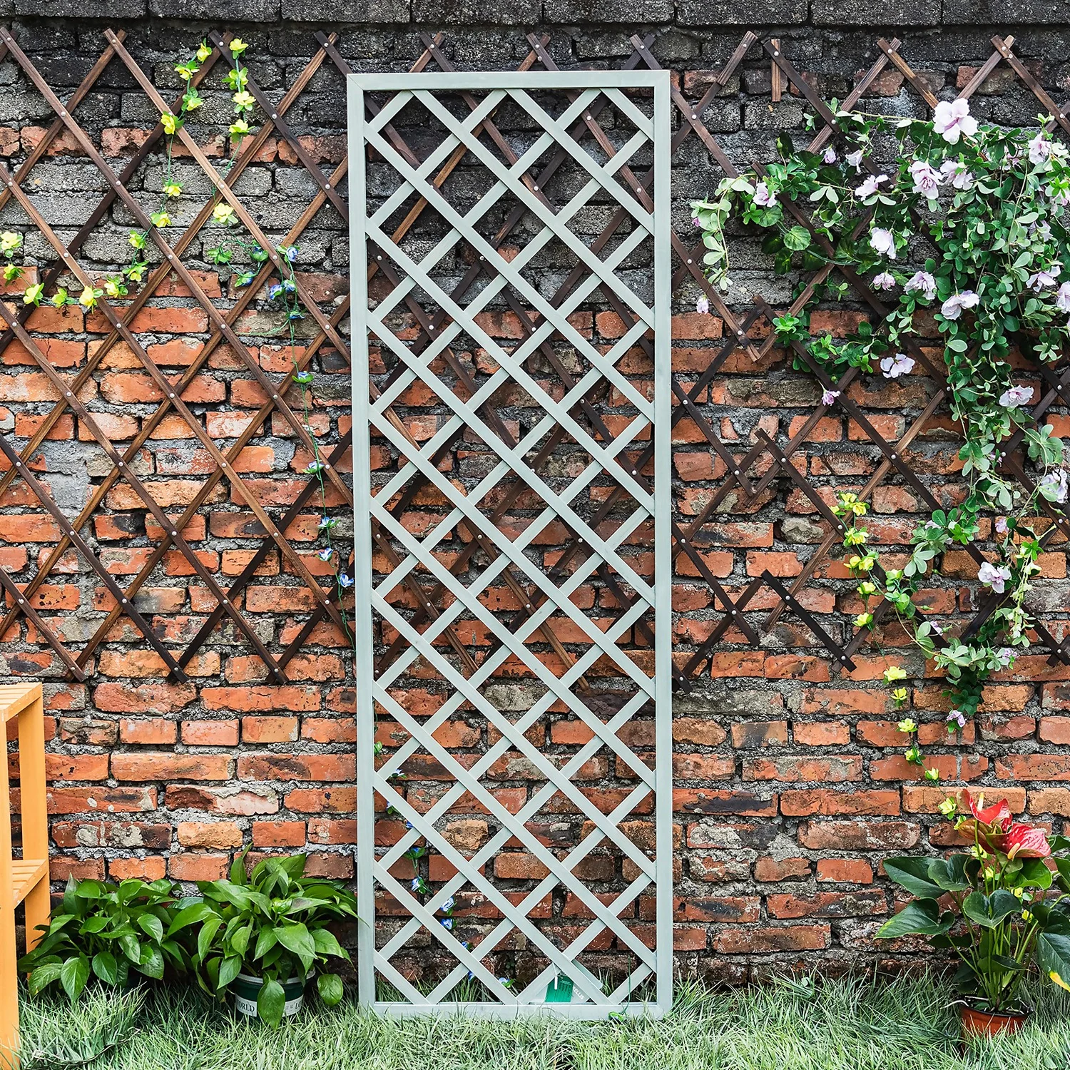 1.8m X 60cm Wooden Trellis Panel - Green 2 1.8m X 60cm Wooden Trellis Panel - Green - Image 2