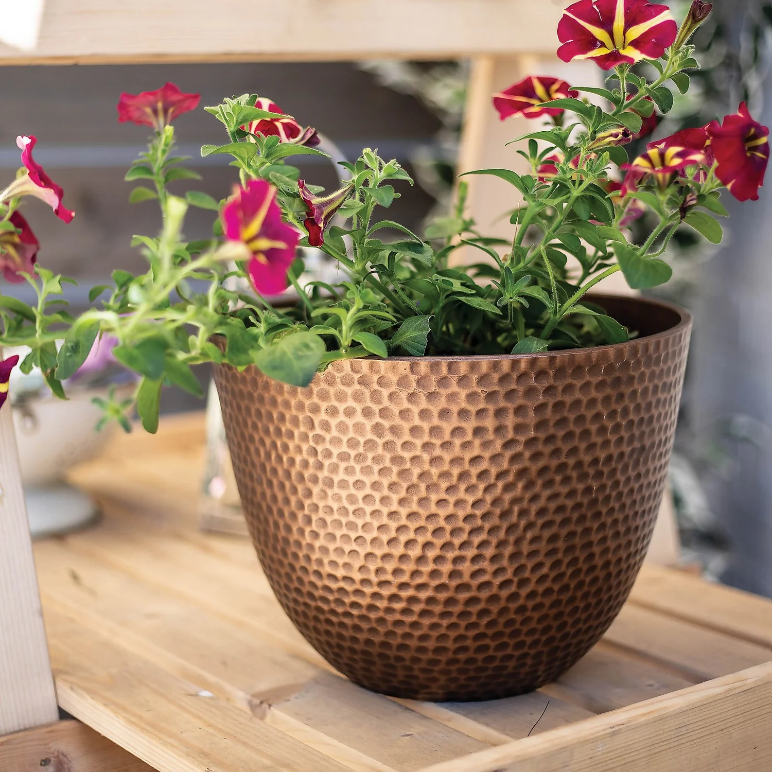 Suva Hammered Pot Bronze - 38cm 6 Suva Hammered Pot Bronze - 38cm - Image 6