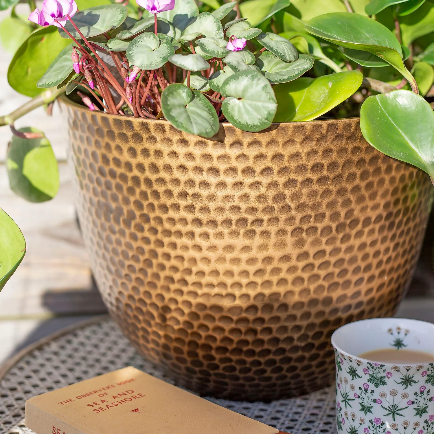 Suva Hammered Pot Bronze - 38cm 3 Suva Hammered Pot Bronze - 38cm - Image 3